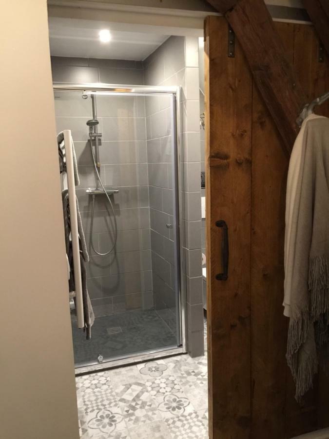Boutique Fleurie 3* Saint-Amand-Mont-Rond